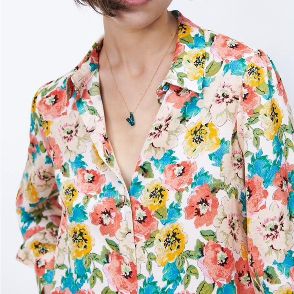 Zara Floral Button Down - Picture 1 of 4